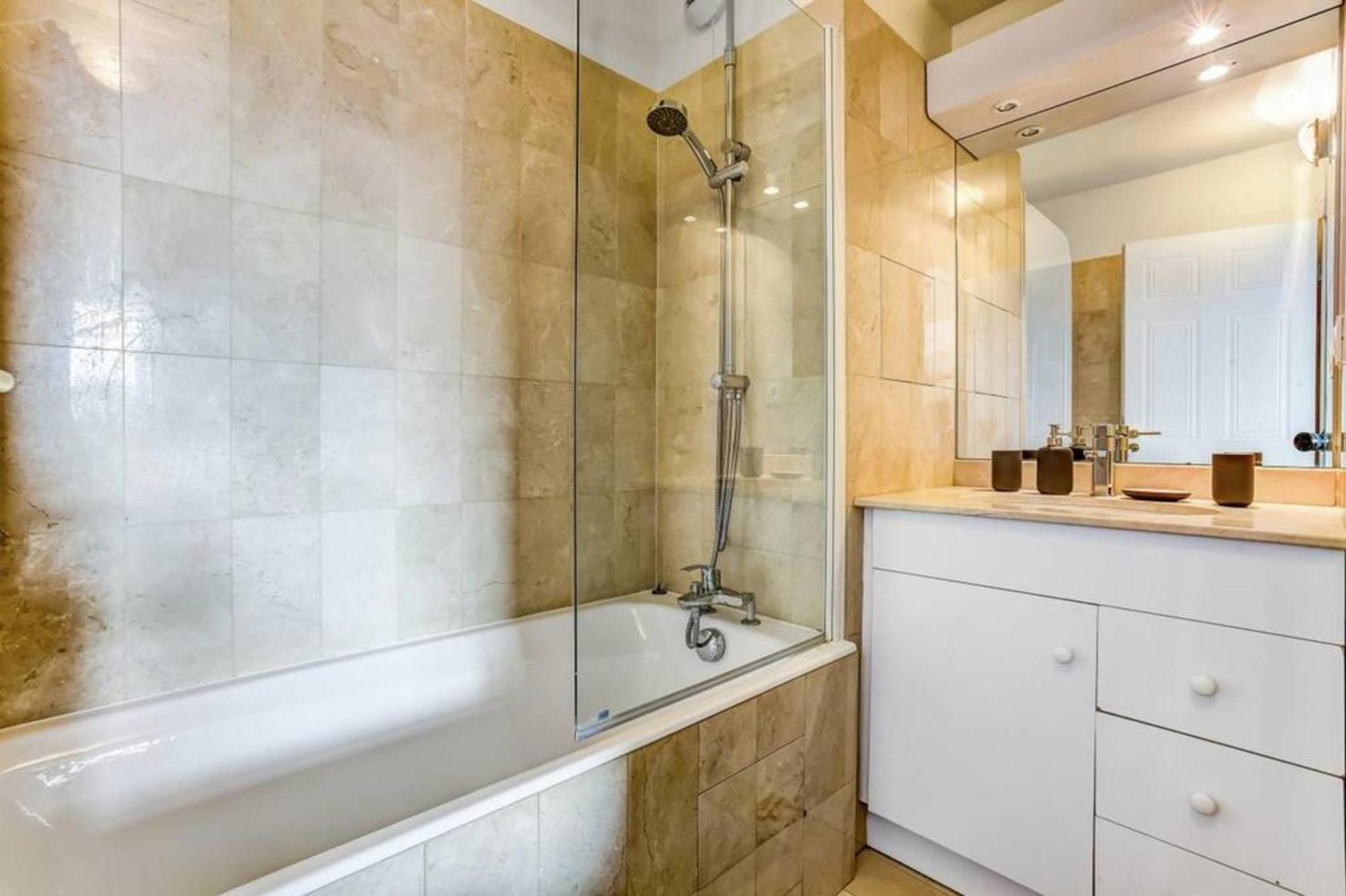 Appartement Des Toits - Welkeys Parigi Esterno foto